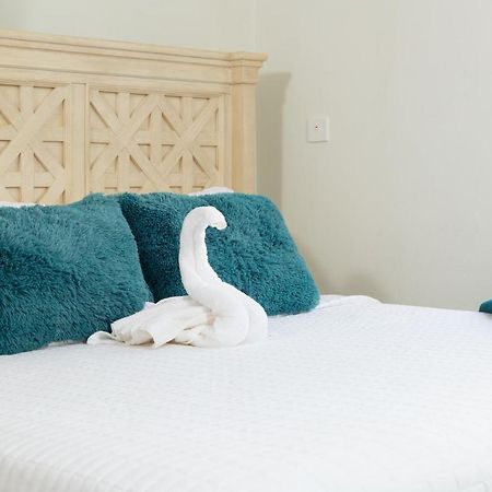 La Vue De Basseterre Apartments - Luxury In Bird Rock Luaran gambar