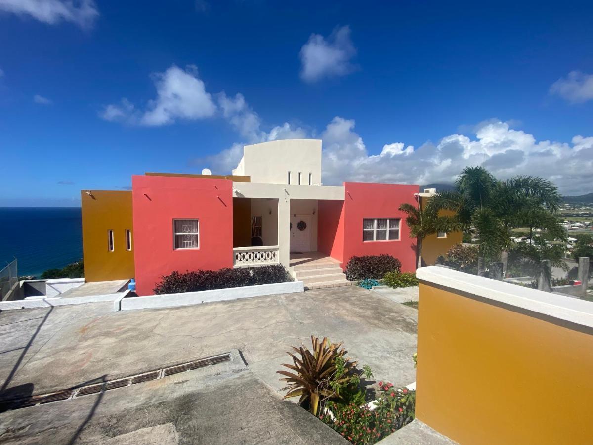 La Vue De Basseterre Apartments - Luxury In Bird Rock Luaran gambar