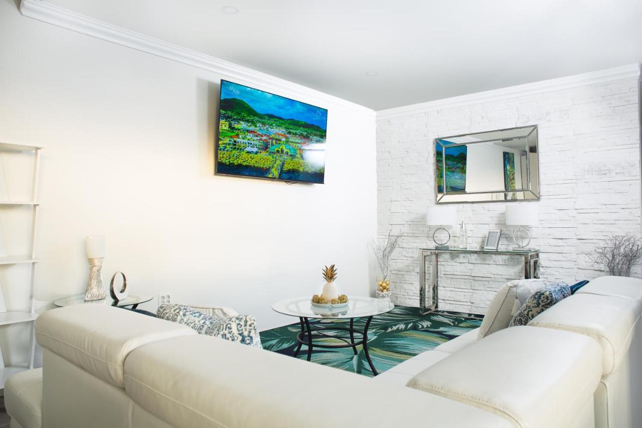 La Vue De Basseterre Apartments - Luxury In Bird Rock Luaran gambar