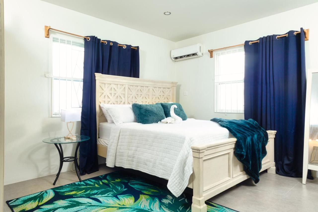 La Vue De Basseterre Apartments - Luxury In Bird Rock Luaran gambar