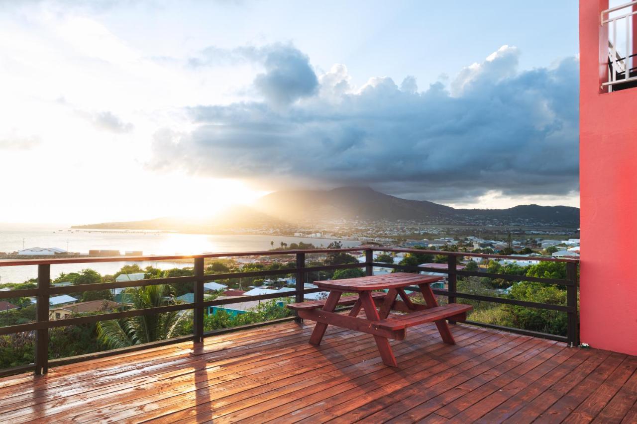 La Vue De Basseterre Apartments - Luxury In Bird Rock Luaran gambar